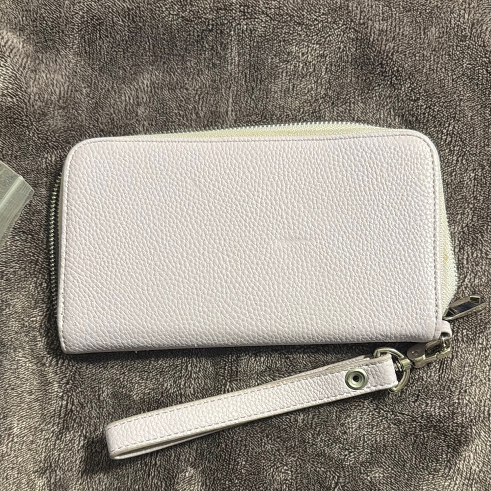 Thirty-One Elegant Lilac Wristlet